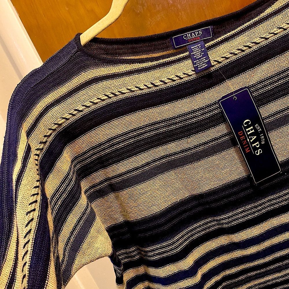 NWT. Chaps denim top - Picture 3 of 3